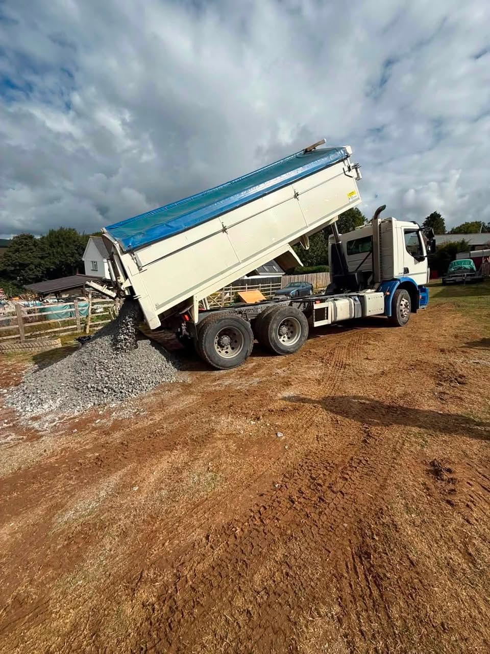 Aggregate delivery on site